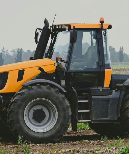 professional-engineer-work-to-maintenance-of-photo